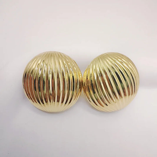 3.5 cm Gold Ball Clip-On Earrings for Women – Large Round Non-Pierced Statement Earrings, Fashion Party Jewelry