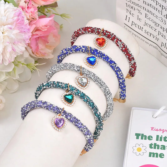Luxury Crystal Dogs Collar Love Pendant Necklace Pet Collar Adjustable Small Dog Cat Neck Ring Rhinestone Collar Pet Accessories