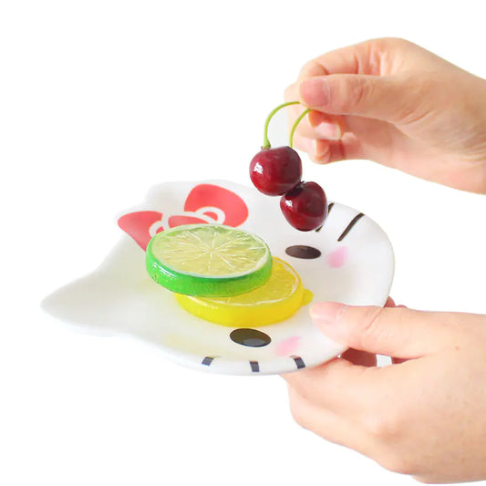Korean Cartoon Fruit Plate for Kids in Kindergarten