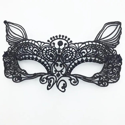 Fashionable Lace Catwoman Mask for Halloween Parties